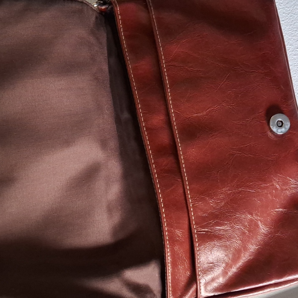 Relic Handbag - Picture 3 of 7